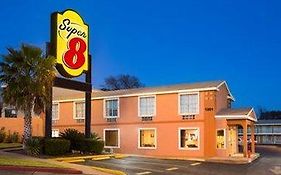 Super 8 Austin Downtown Capitol Area